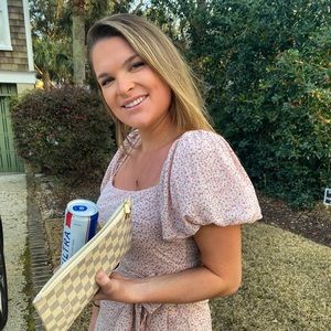 Meet your Posher, Elyse